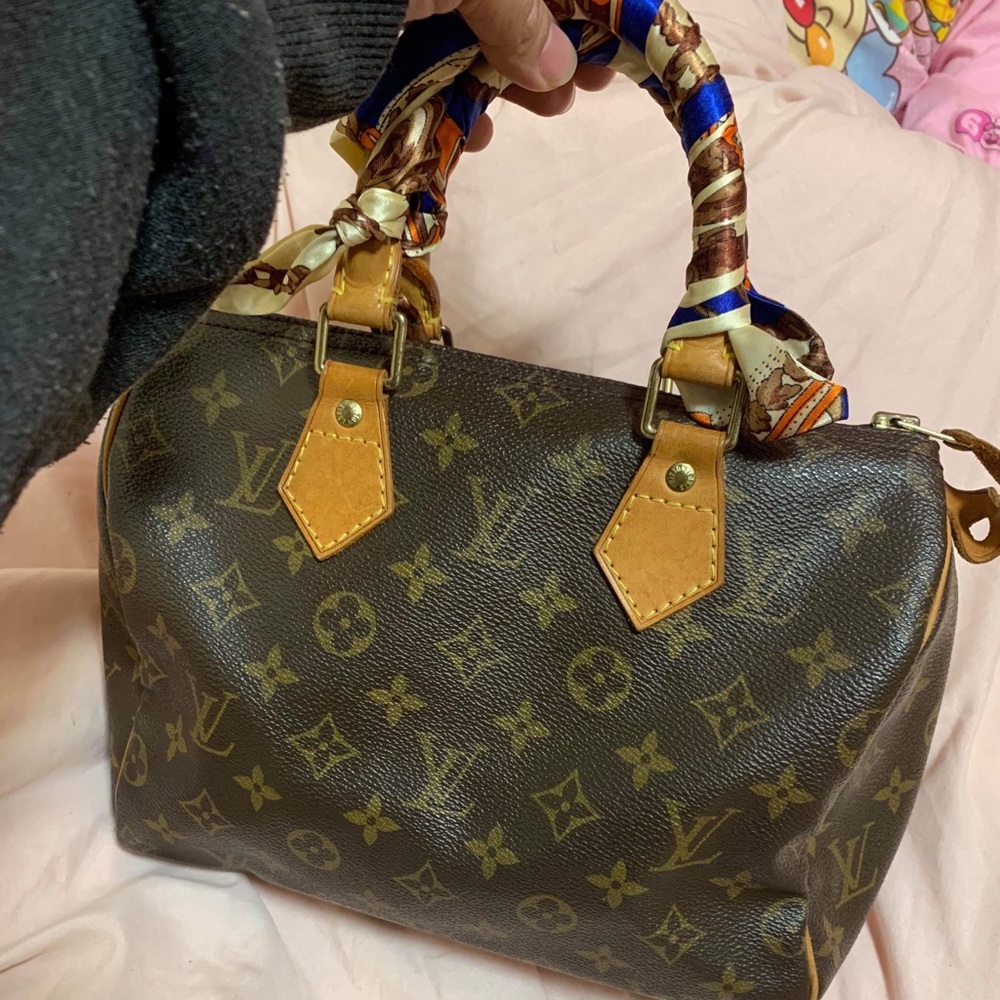 Authentic LV Speedy 25! - Picture 2 of 4